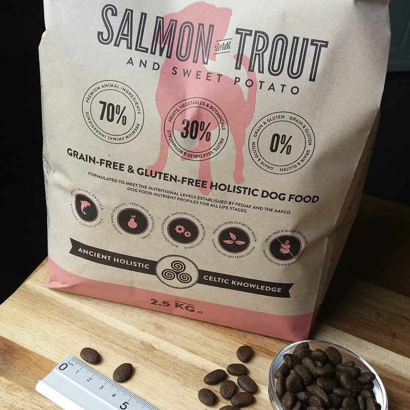 三文魚鱒魚無穀無麩防敏狗糧